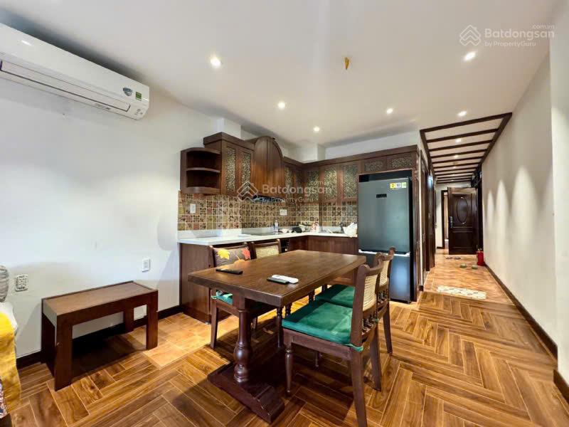 Bán nhanh 59 tỷ diên tích 108m2 x 6 tầng, view vườn hoa, view Hồ Tây, đang cho thuê căn hộ dịch vụ.