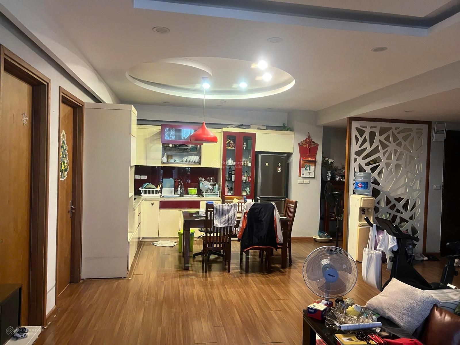 Bán CHCC KĐT Dịch Vọng căn góc N07B1 111m 3pn full đồ view công viên Cầu Giấy, và cv Nghĩa Đô