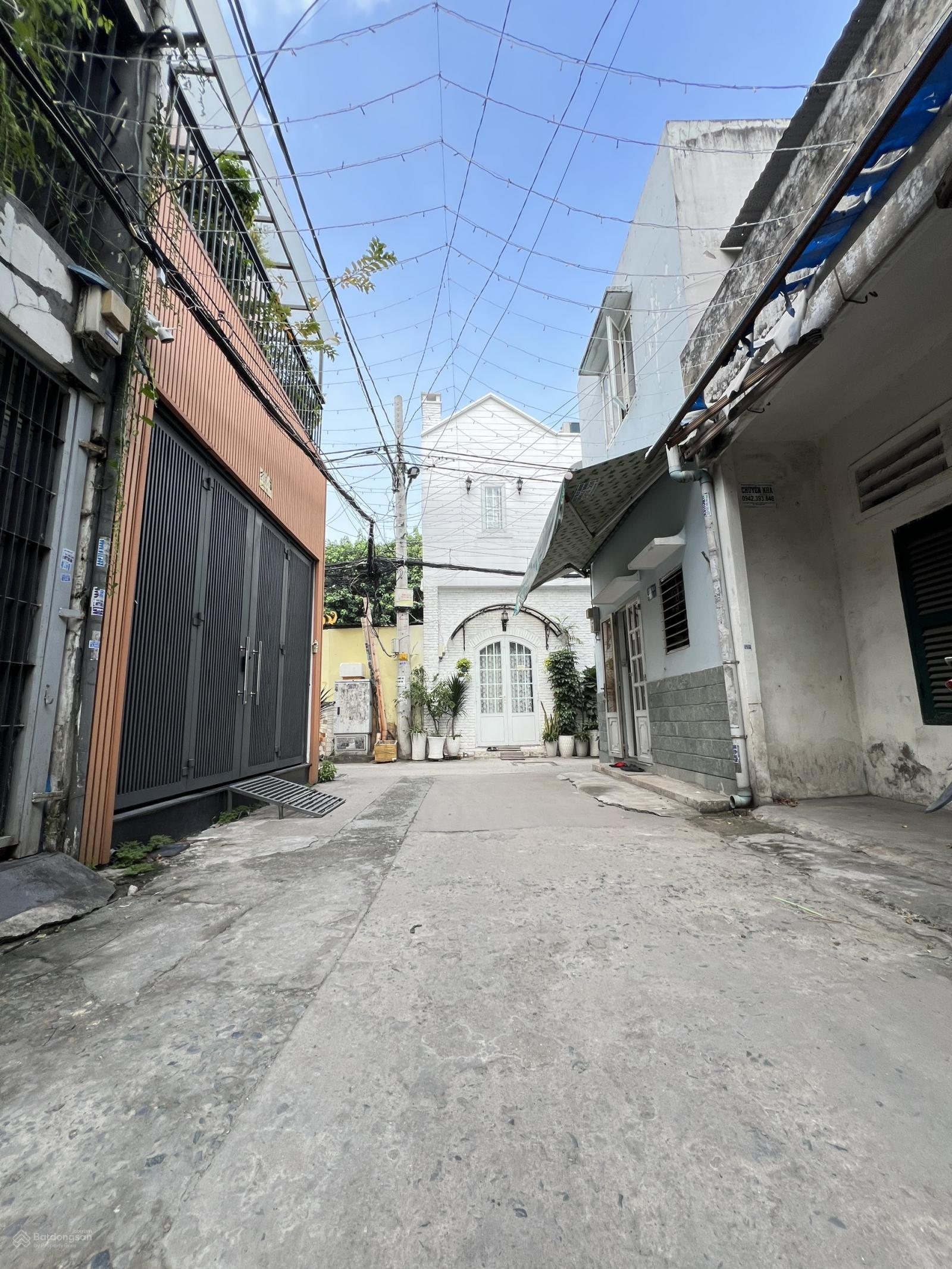 Bán nhà Quận Tân Bình giá rẻ. HXH gần MT Ni Sư Huỳnh Liên, P.10, TB. 4x17m. Giá chỉ 7,5 tỷ