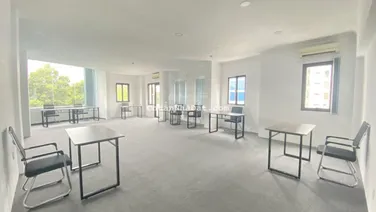 Cho thuê văn phòng sàn 90m2 view kính, cửa sổ thông thoáng khu sân bay Tân Sơn Nhất - Tân Bình