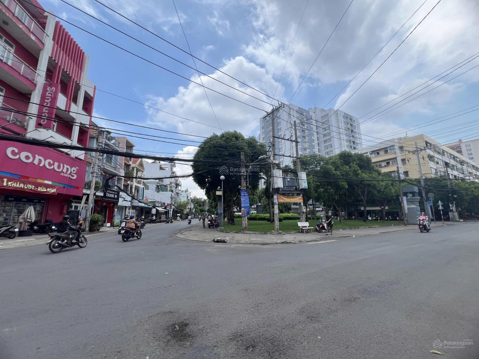 Bán nhà Quận Tân Bình giá rẻ. HXH gần MT Ni Sư Huỳnh Liên, P.10, TB. 4x17m. Giá chỉ 7,5 tỷ