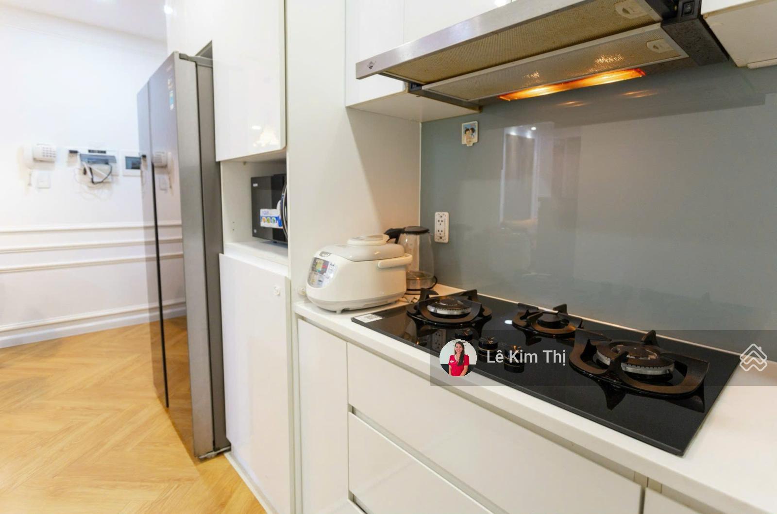 Bán căn hộ Sunrise City North 1 phòng ngủ, 1 WC, tầng trung, giá 5.2 tỷ. LH: 0774 944 *** Lê Thi