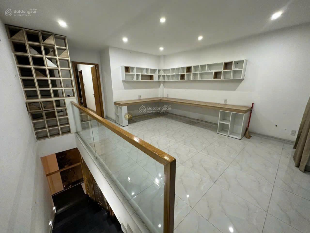 Bán nhà đẹp 5 tầng Đường Số 52, P. Bình Trưng Tây Khu Thế Kỷ 21 Tp. Thủ Đức DT: 5x20,5m CN: 102,5m2