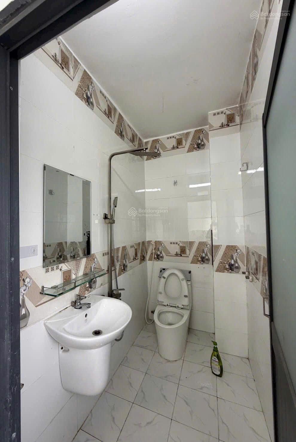 Chủ gửi bán nhà 1 trệt 1 lầu đúc cứng cáp phường Biên Hoà gần chợ Tân Vạn cũ