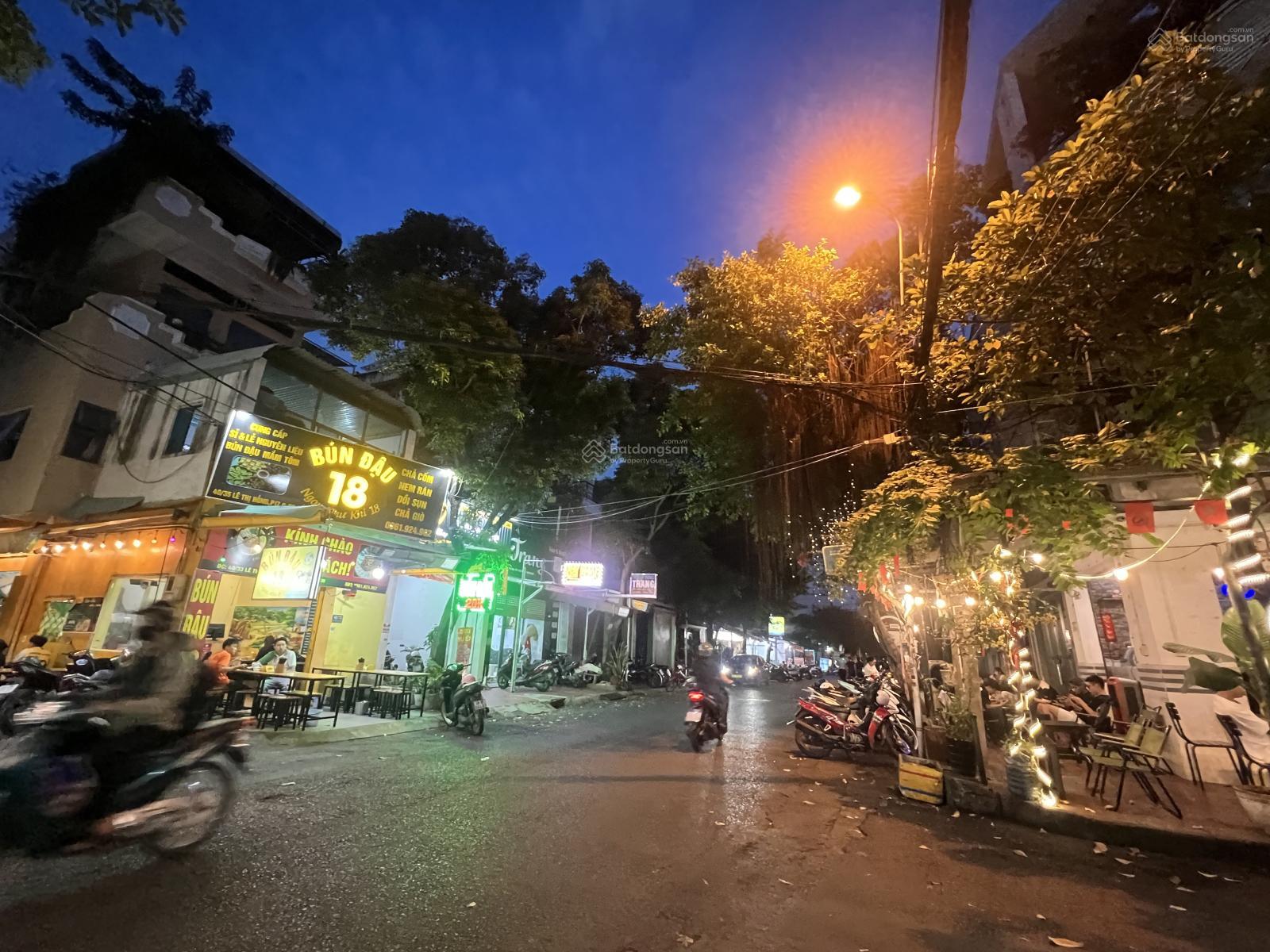 Nhà hẻm kinh doanh buôn bán sầm uất Lê Thị Hồng khu K26, 4.5x26m, 4 tầng, HDT 80tr/thg, giá 23tỷ TL