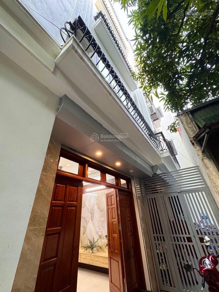 Bán nhà riêng tại Kim Ngưu, 8,9 tỷ, 36 m2, 3PN + 4WC + 5T
