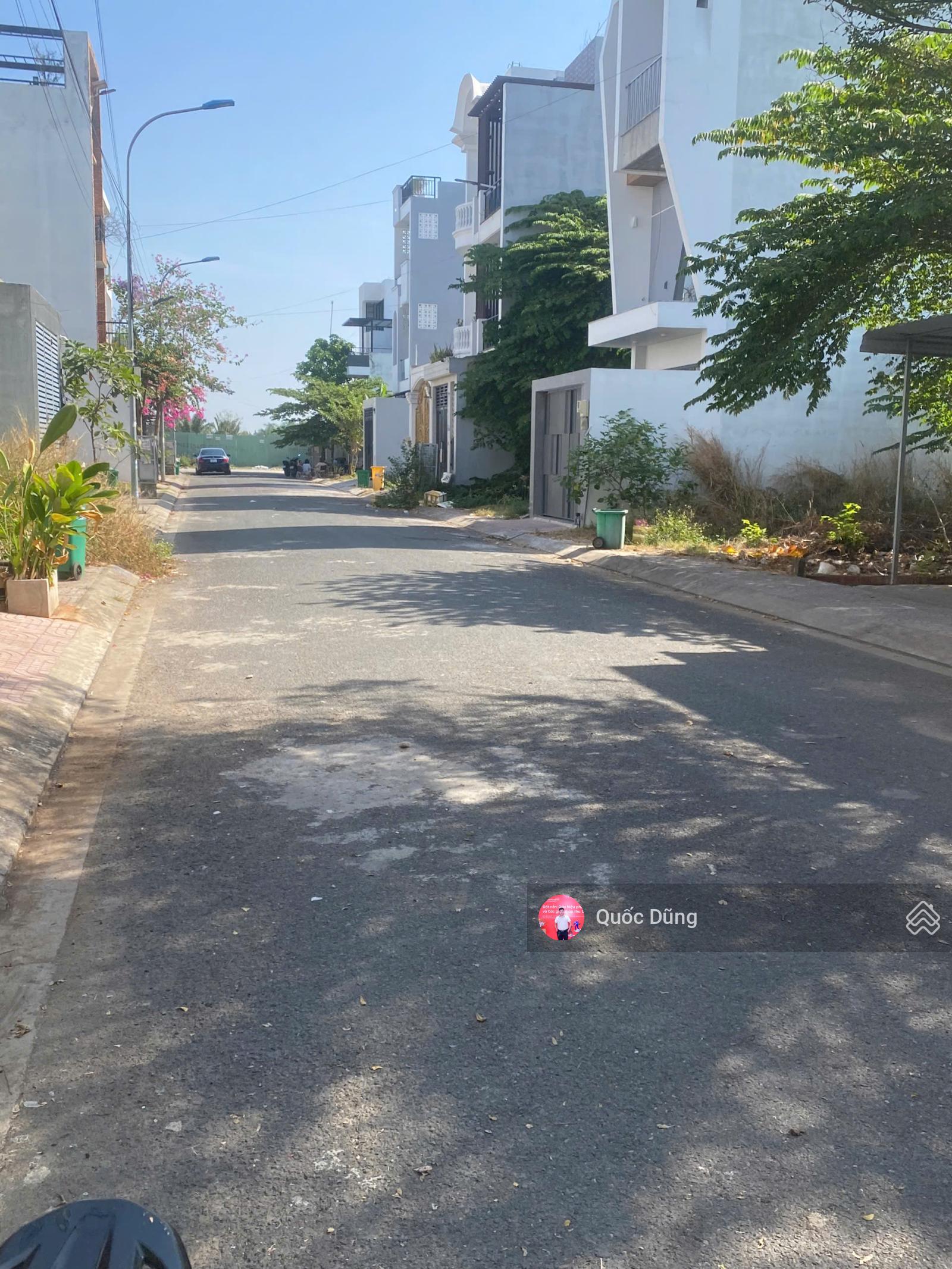 Bán đất hẻm 60 đường Bưng Ông Thoàn, P Phú Hữu- KDC Việt Phát- DT 4x15m(60m2) đường 10m, giá 5,1tỷ