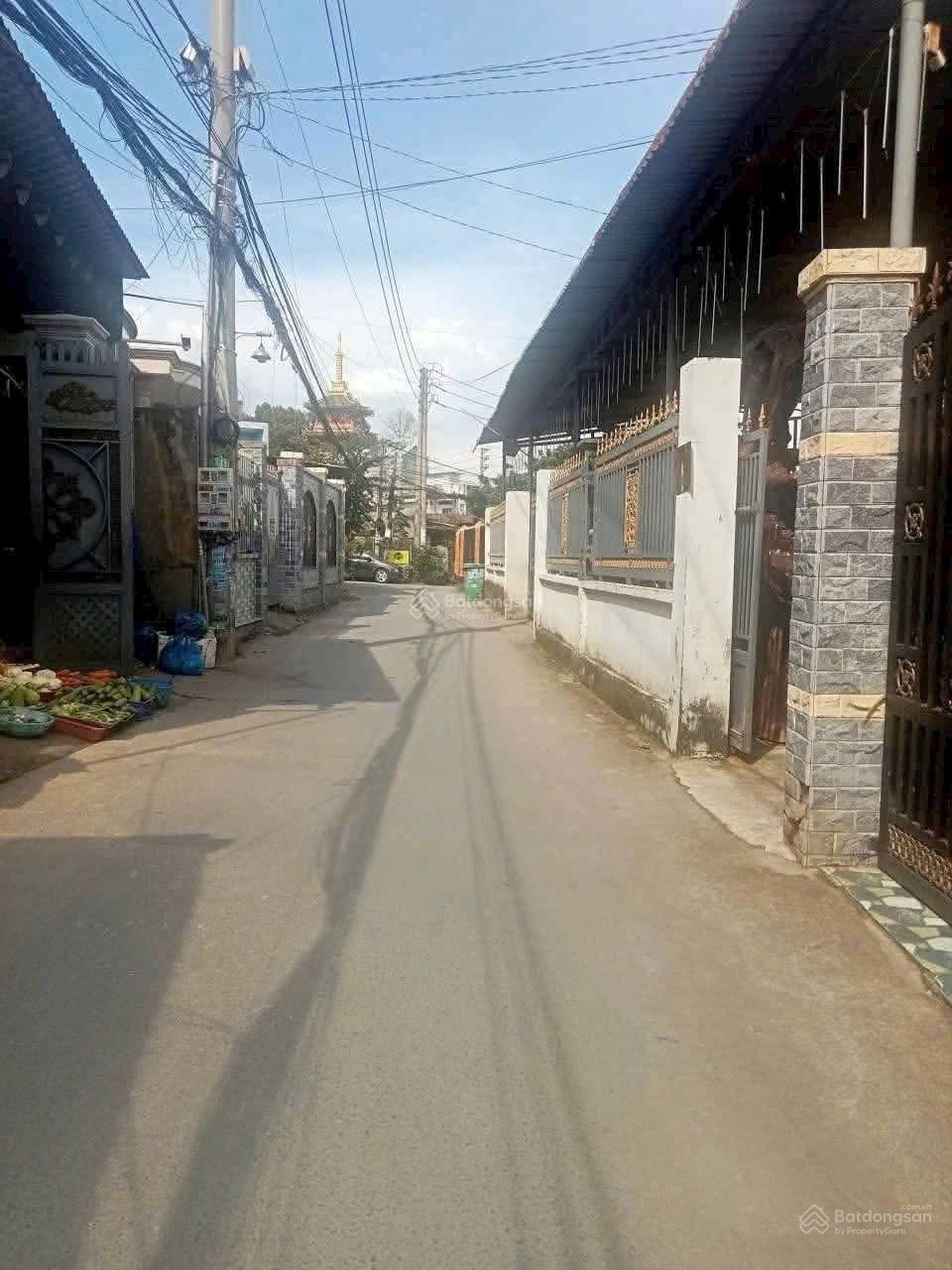 2tỷ650 sổ riêng hỗ trợ vay bank chủ gửi bán nhà 1 trệt 1 lầu phường Biên Hoà. DT: 4x16 = 66m2