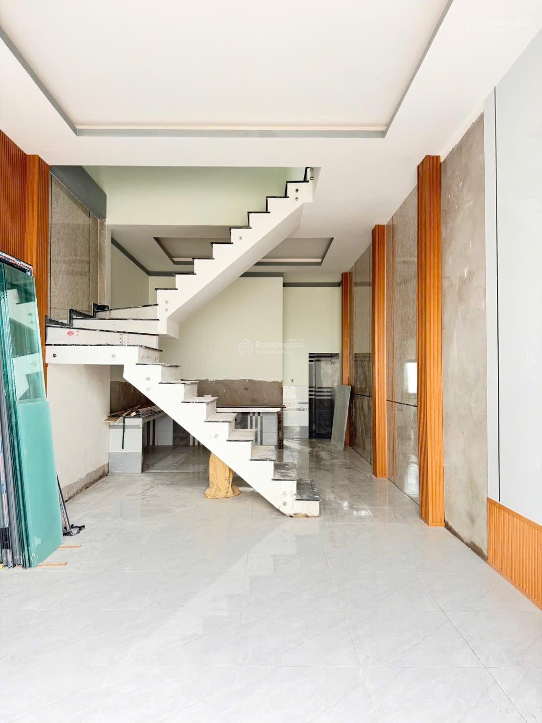 2tỷ650 sổ riêng hỗ trợ vay bank chủ gửi bán nhà 1 trệt 1 lầu phường Biên Hoà. DT: 4x16 = 66m2