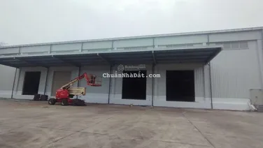 Cho thuê kho KCN Lai Xá, Hoài Đức. 550m2, cao 10m, có PCCC tự động, xe công đỗ cửa. Giá 120k/m/th