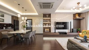 Cho thuê chung cư Vincom Bà Triệu 161m2 giá từ 32triệu/tháng, full đồ, nội thất đẹp