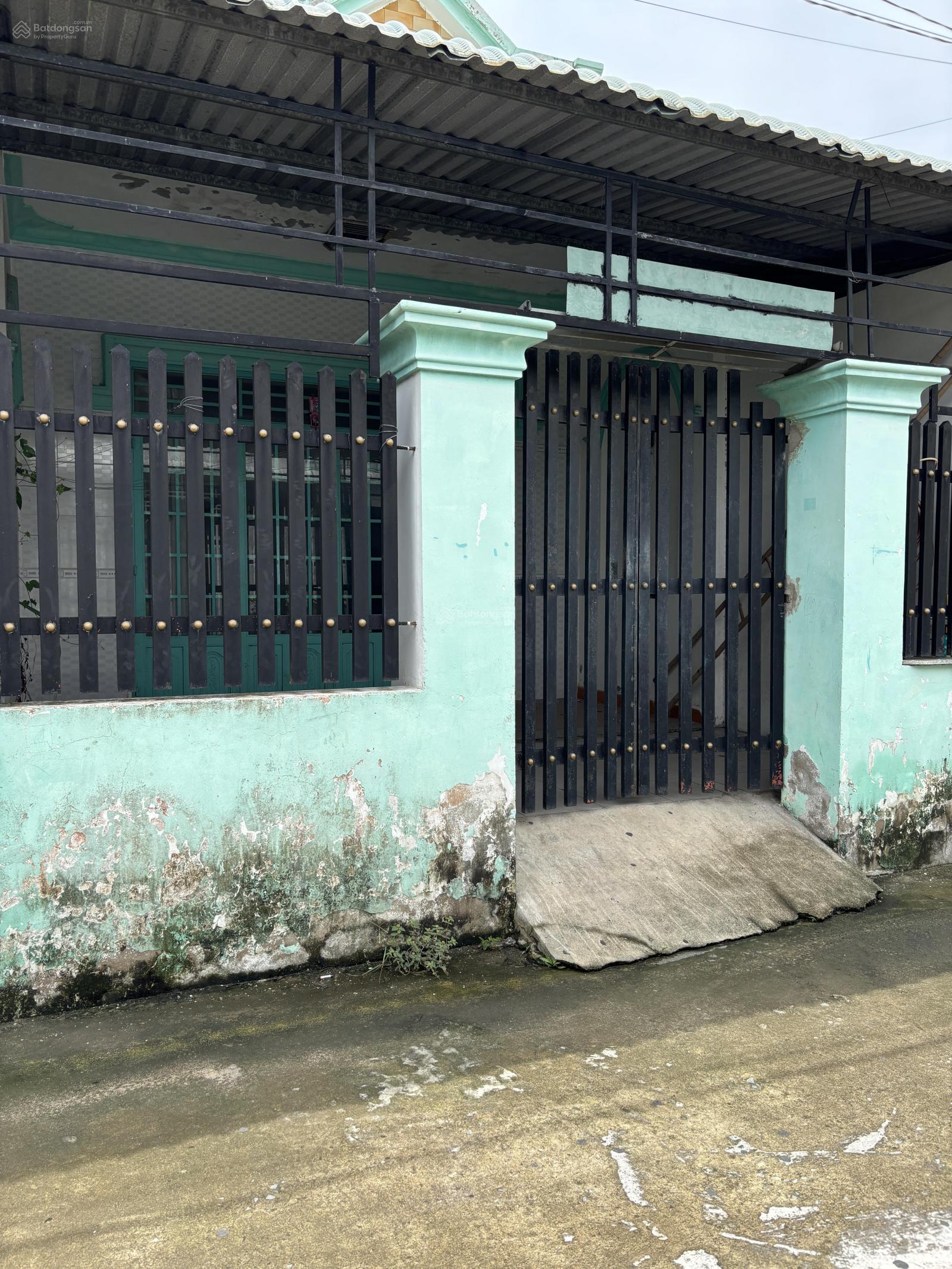 Kẹt tiền cần bán căn nhà gần đường Cát Lái, đường cầu Phú Mỹ 2