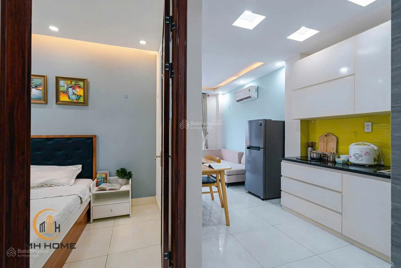 Tòa căn hộ dịch vụ sân bay hầm + 5 tầng, 24 phòng full nội thất, dòng tiền 200tr/tháng Tòa căn hộ dịch vụ sân bay hầm + 5 tầng, 24 phòng full nội thất, dòng tiền 200tr/tháng