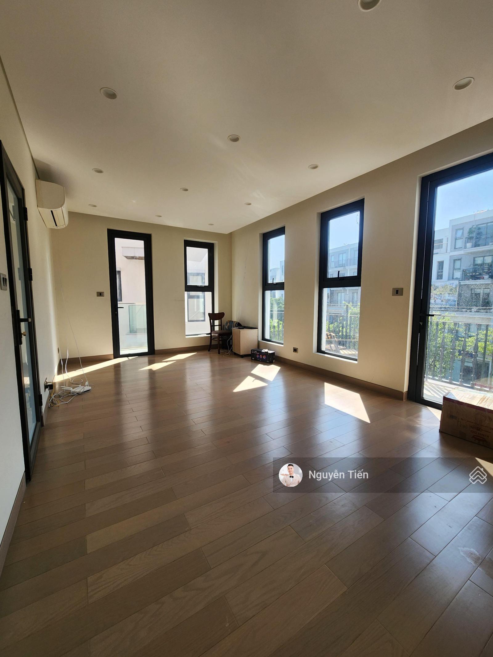 Cho thuê văn phòng, hoặc thuê ở