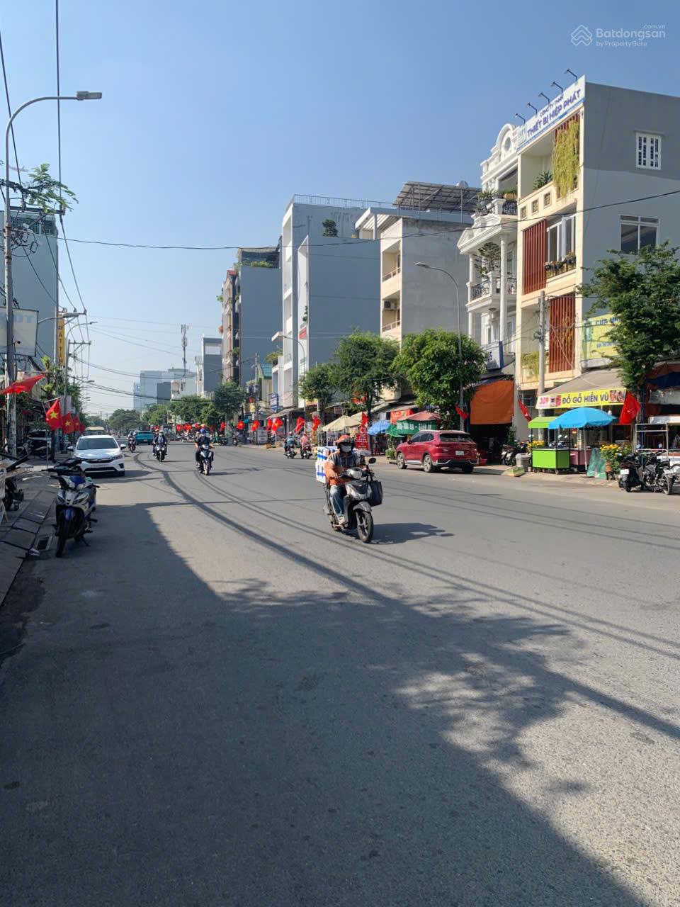 Metro số 2 khởi công ! Bán mặt tiền 30m Phạm Văn Bạch (5x30m) nở hậu đẹp- CTXD hầm 7 tầng- 20.5 tỷ