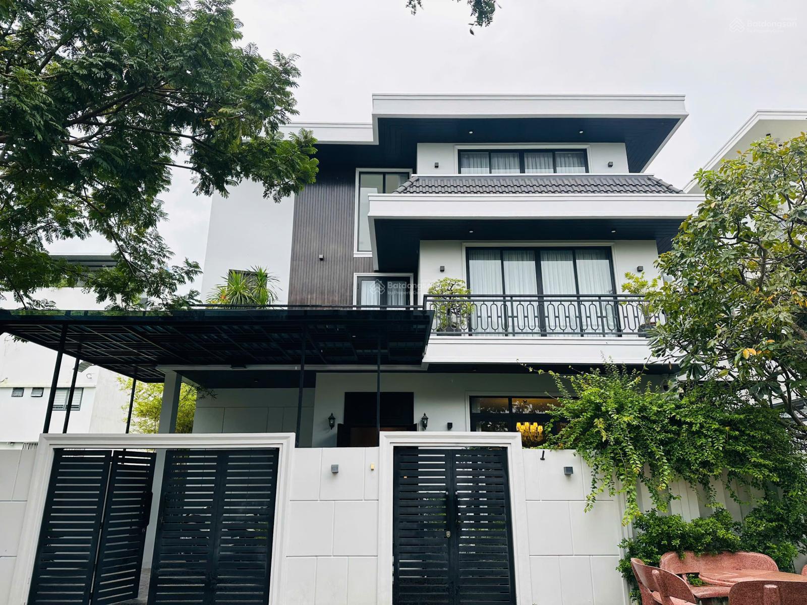 Chuyển nhượng Căn Biệt Thự siêu đẹp, giá tốt tại KĐT Hà Quang 2 - Trung tâm thành phố Nha Trang