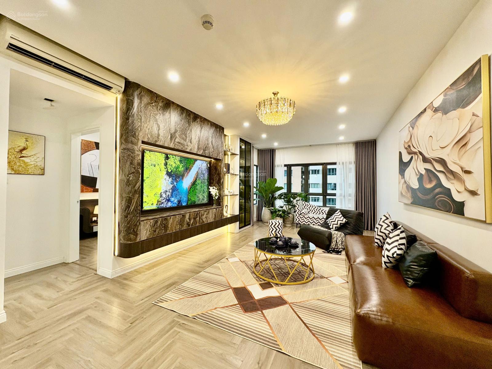 Tìm chủ mới cho căn 124m2 với 3 PN tại Mulberry Lane - hiếm BC Đông Nam mát - full đồ, 8.3 tỷ Tìm chủ mới cho căn 124m2 với 3 PN tại Mulberry Lane - hiếm BC Đông Nam mát - full đồ, 8.3 tỷ