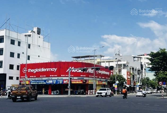 CHO THUÊ LÔ GÓC 2 MẶT TIỀN ĐƯỜNG TÔN ĐỨC THẮNG , 1200M2 , NGANG 32M , PHÙ HỢP SHOWROOM , GỌI VPHÚ