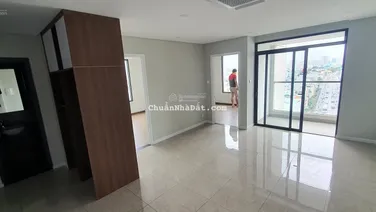 Bán chung cư Vĩnh Hội Q4 - ngay chân cầu Kênh Tẻ - 2PN 2WC 70m2 giá 6.5 tỷ. CĂN GÓC VIEW CỰC ĐẸP