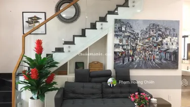 Bán gấp nhà phố Lakeview City, 6x16m giá 17.5tỷ, hoàn thiện cơ bản, 1 trệt 3 lầu LH 0907 110 *** Thật