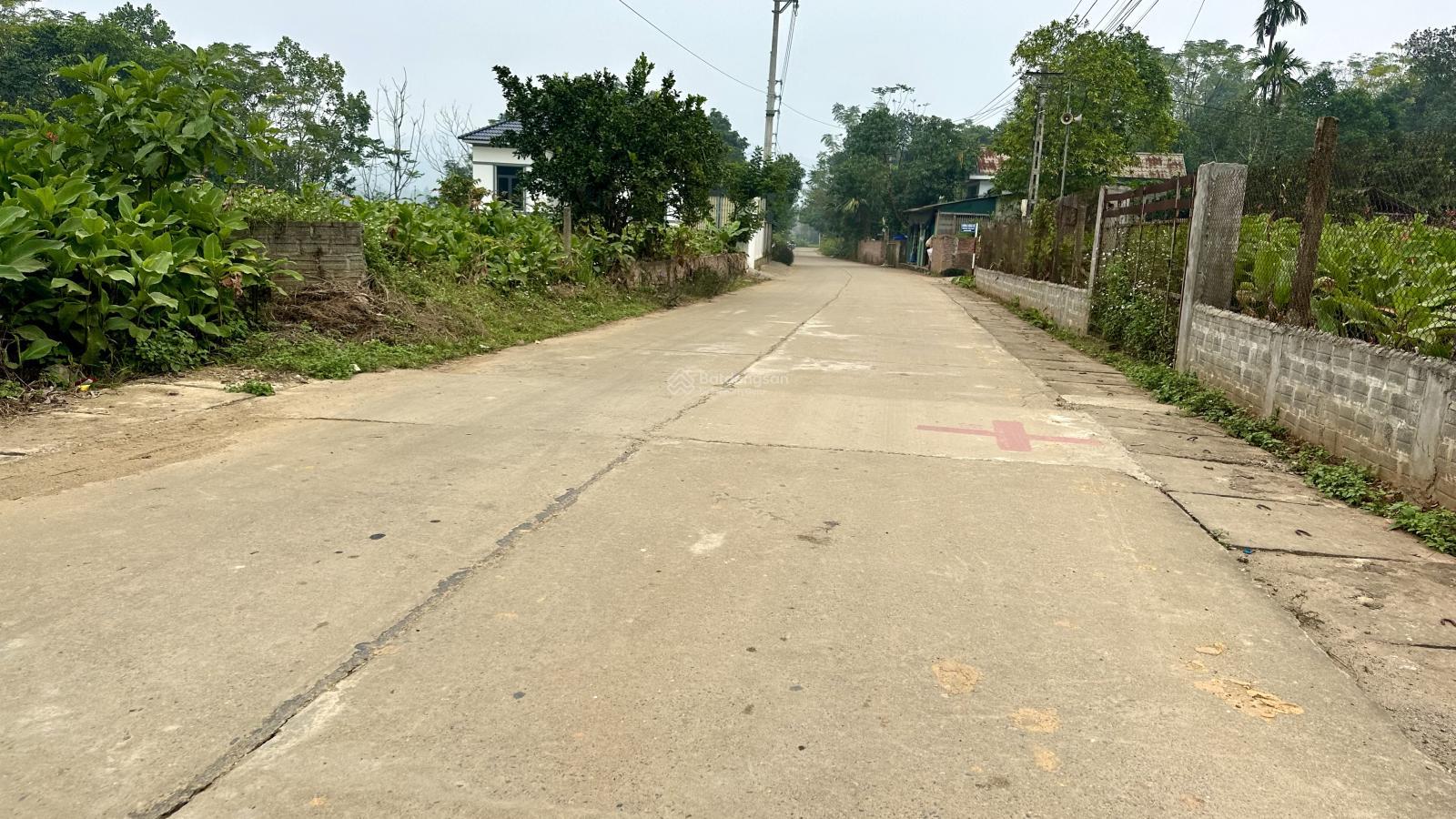 Cần bán 197m2 full Tc trục chính liên thôn,Mt 9m hậu 9m.View thoáng, tránh tại Khánh Thượng - Ba vì