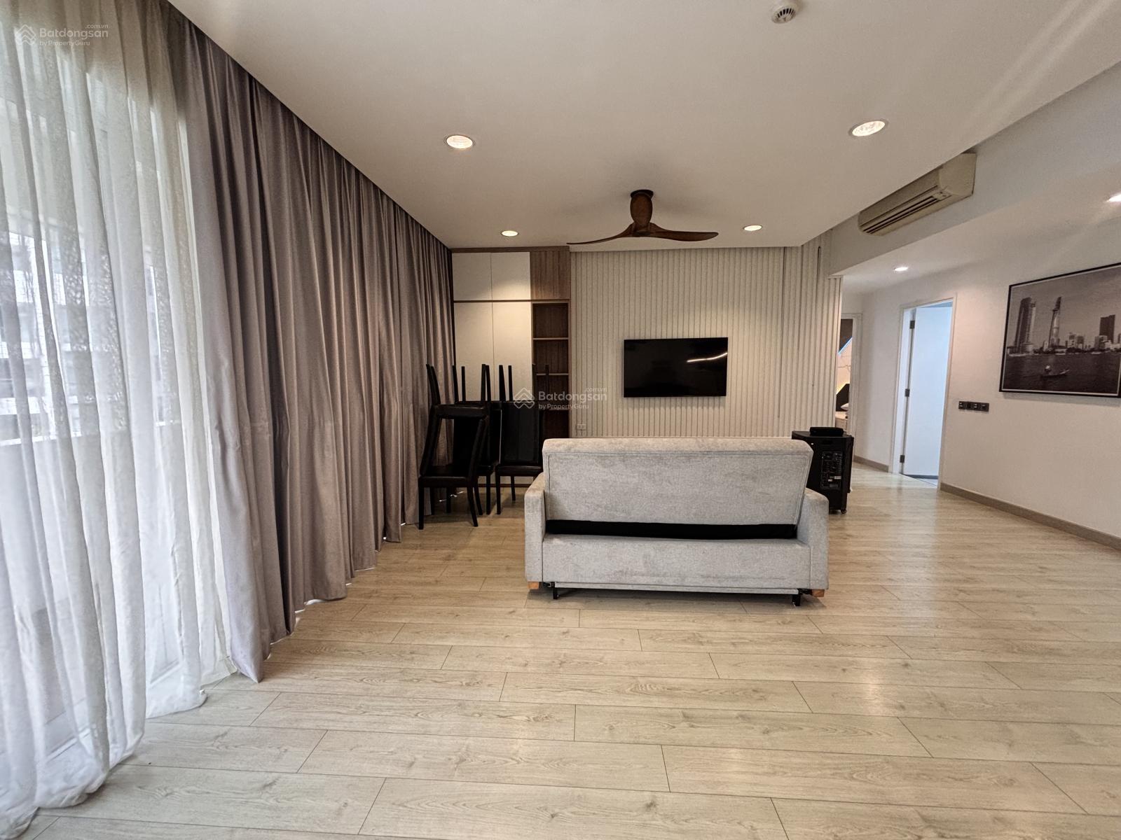 Cho thuê căn hộ The Estella siêu đẹp - 3PN + 3 WC lớn đầy đủ nội thất - thiết kế hiện đại - 87.5 tr