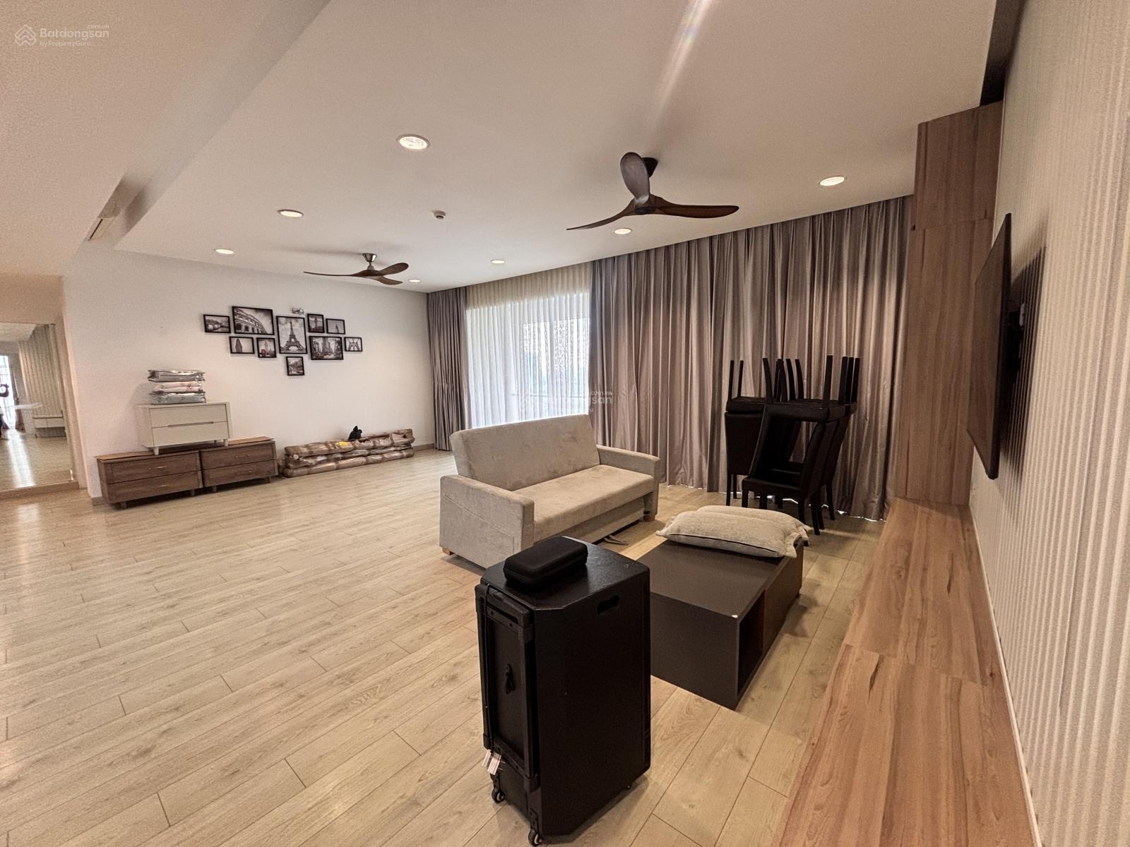 Cho thuê căn hộ The Estella siêu đẹp - 3PN + 3 WC lớn đầy đủ nội thất - thiết kế hiện đại - 87.5 tr