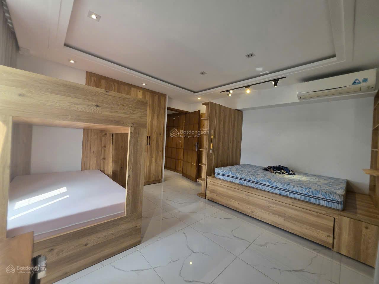 GẤP. Chủ thiện chí gửi bán gấp căn hộ 135m2 Happy Valley, nt cao cấp, có phòng xong hơi giá 12,3 tỷ