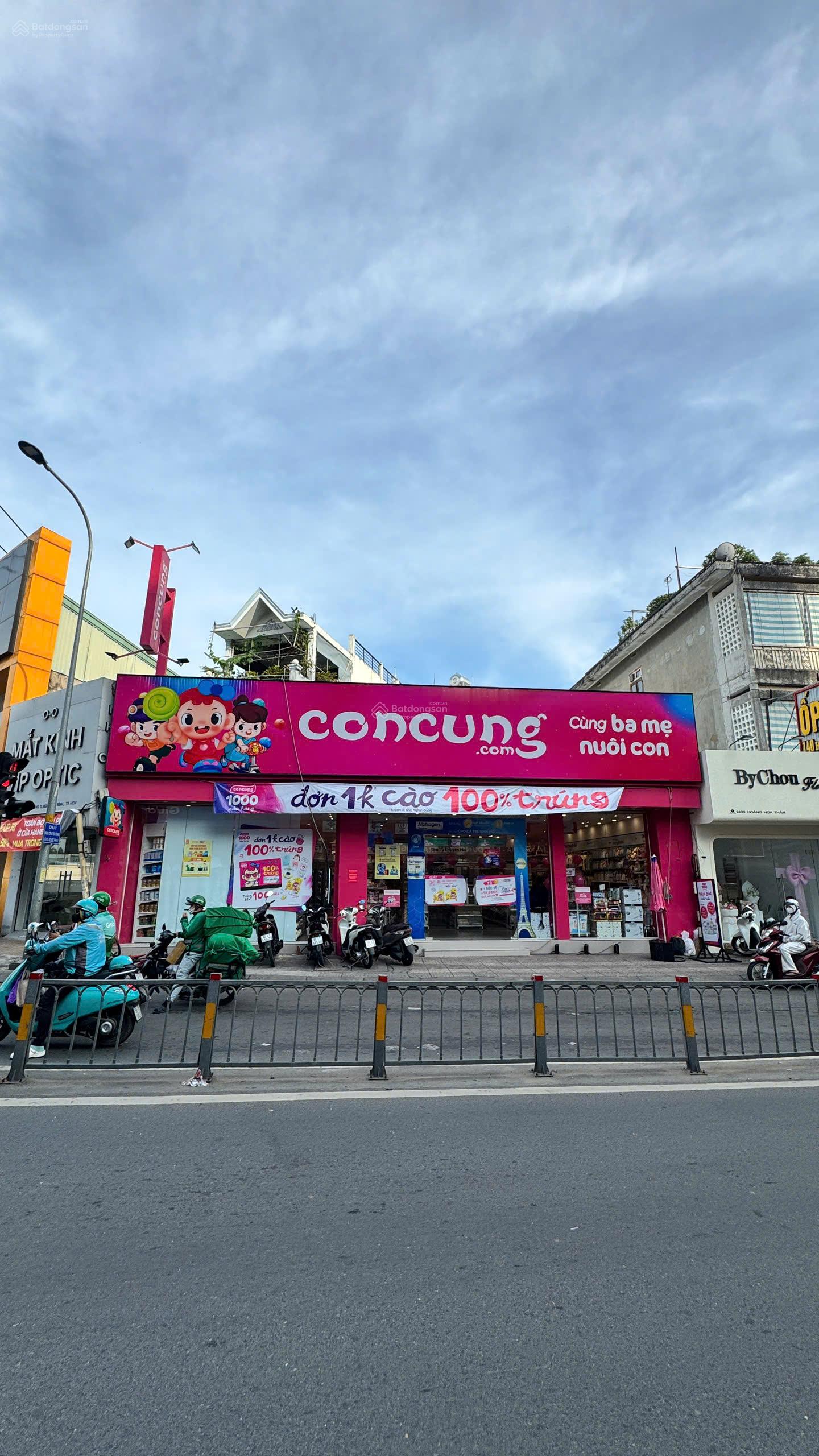 Bán nhà mặt tiền Hoàng Hoa Thám 18x15m, cho thuê 90tr/tháng giá chỉ 37,5 tỷ