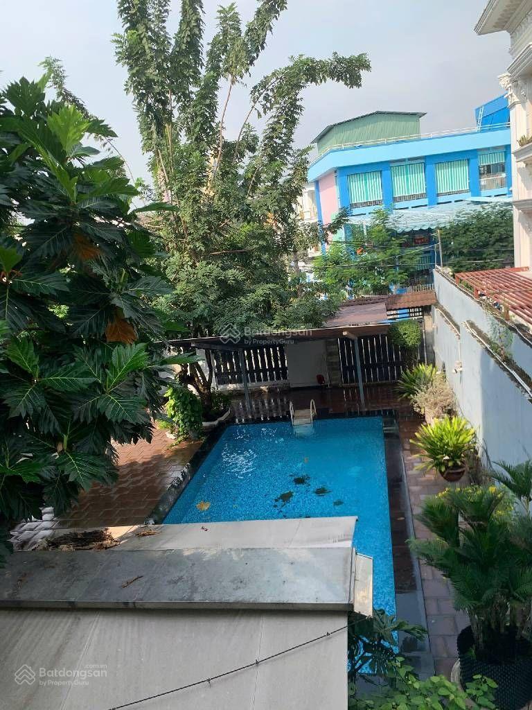 Biệt thự mặt tiền khu vip Tên Lửa - nhà 6 tầng, thang máy, hồ bơi - 10x 20m bề thế Biệt thự mặt tiền khu vip Tên Lửa - nhà 6 tầng, thang máy, hồ bơi - 10x 20m bề thế