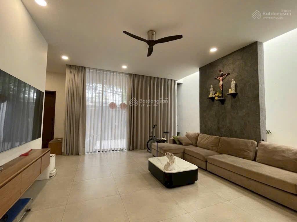 Siêu phẩm nhà mặt tiền đường Gò Dưa DT 230M ( CN 182M ) ngang 8M dài 29M vuông chuẩn vị trí VIP