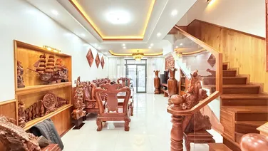 Nhà 3 tầng KĐT Mỹ Gia (gói 7) An Khánh, nội thất gỗ đẹp ấm áp, hướng Đông Bắc gần nhà mẫu