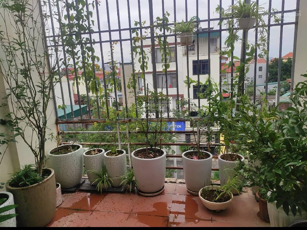 BÁN NHÀ MẶT NGÕ TO 73.6M2/11 TỶ  GẦN TRƯỜNG,CHỢ  Ô TÔ TRÁNH  LÔ GÓC THOÁNG  PHÚC LỢI, LONG BIÊN