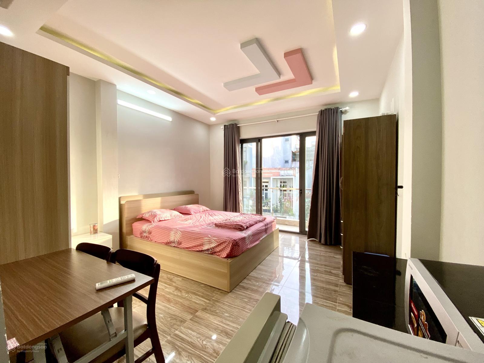 Cho thuê căn hộ studio ban công, full nội thất, ngay vòng xoay Điện Biên Phủ, ngã tư Hàng Xanh