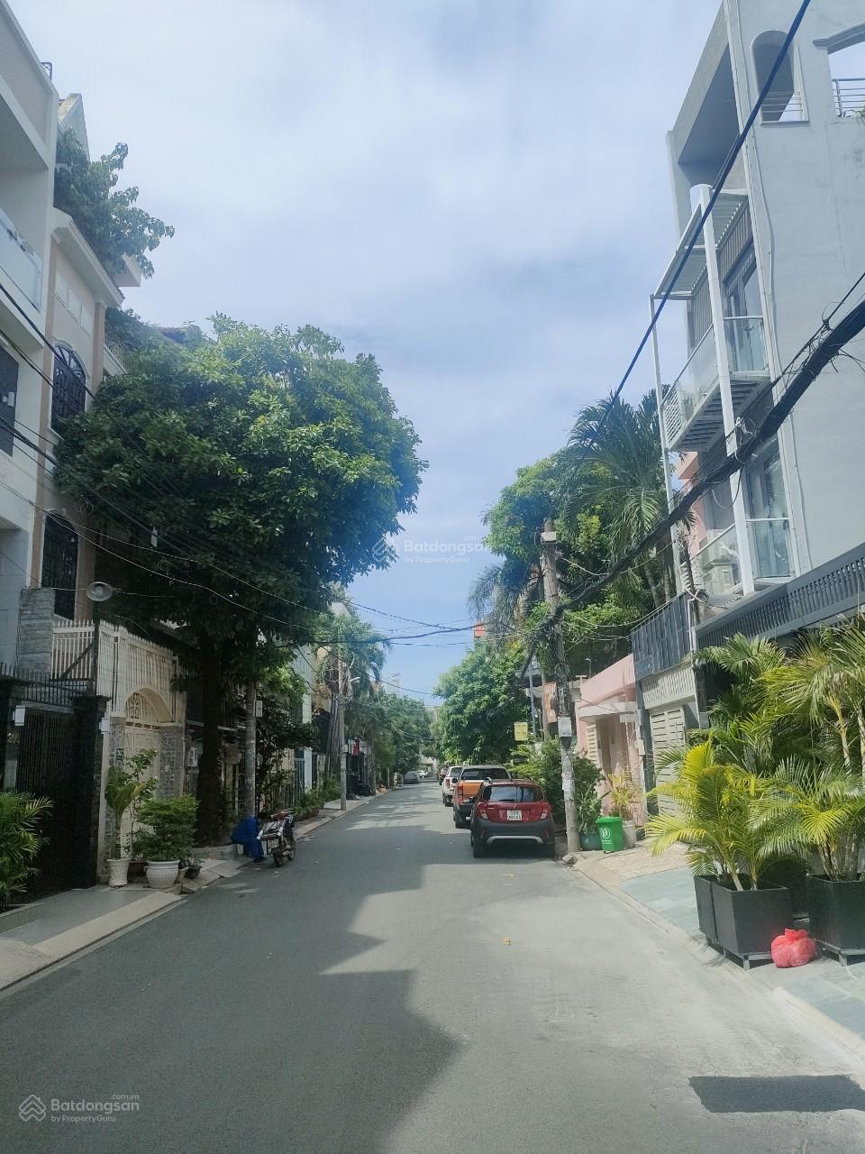 Ngon nhất K300 / DT: 5.3x14m / 73m2 / Đường nhựa 8m khu bàn cờ đẹp / Gía chỉ 13 tỷ Ngon nhất K300 / DT: 5.3x14m / 73m2 / Đường nhựa 8m khu bàn cờ đẹp / Gía chỉ 13 tỷ