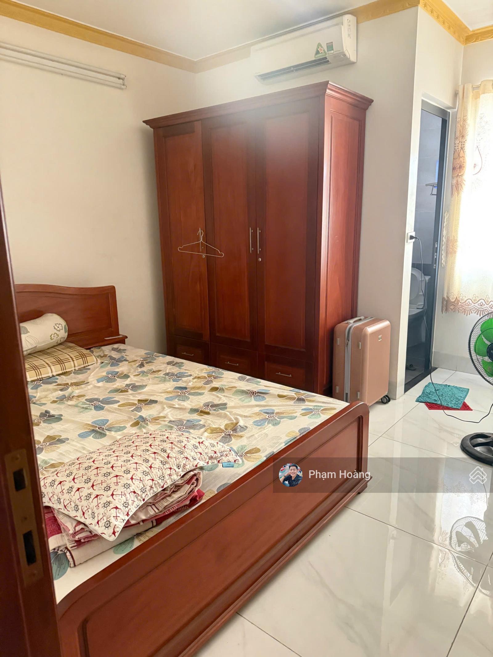 Bán nhà 4 lầu hoàn công sát TTHC Dĩ An cách Thủ Đức 1 km. DT 84m đường 5m thông cách siêu thị Go 2P