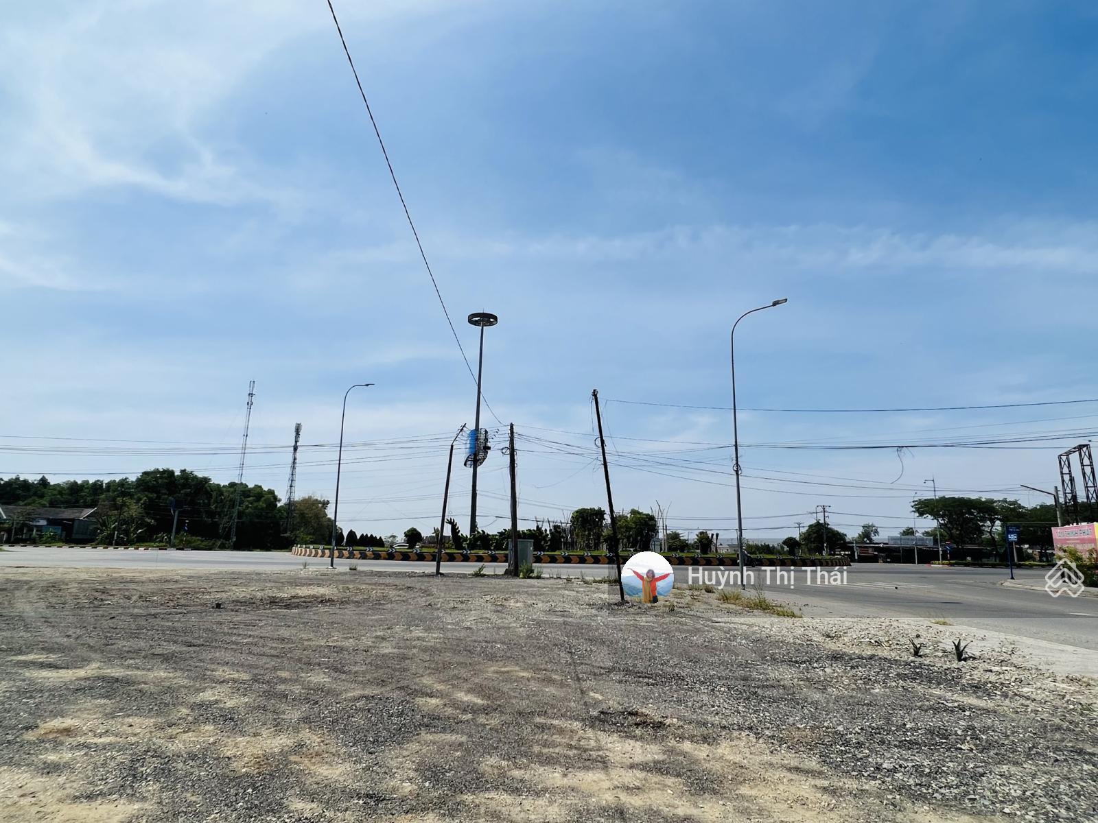 Cần tiền khách gửi bán lô đất đường nhựa, gần TTTM Bà Rịa, sổ hồng riêng