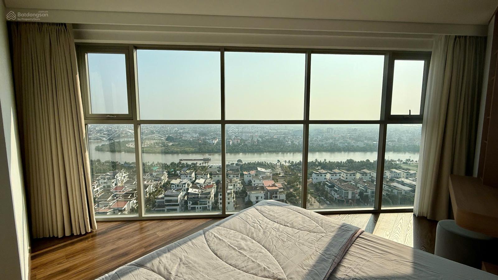 Cho thuê căn 2 phòng ngủ Minato view trực diện sông Lạch Tray siêu cảm xúc