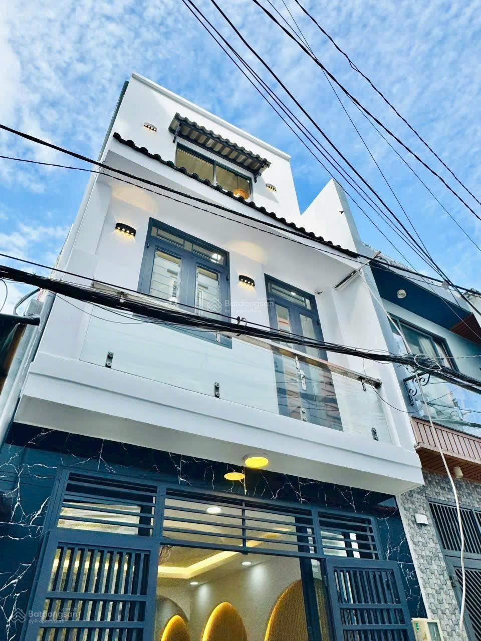 3 tầng-hẻm ô tô-không có sản phẩm so sánh-đường Thống Nhất-cạnh siêu thị Lotte Mart-Cityland