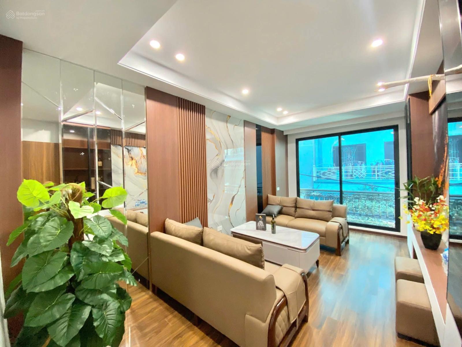 * Cực đẹp! Cho thuê nhà phố Đào Tấn. Ngõ thông. Ba bước ra ô tô. 50m2*5t. 4pn. Đủ đồ cơ bản