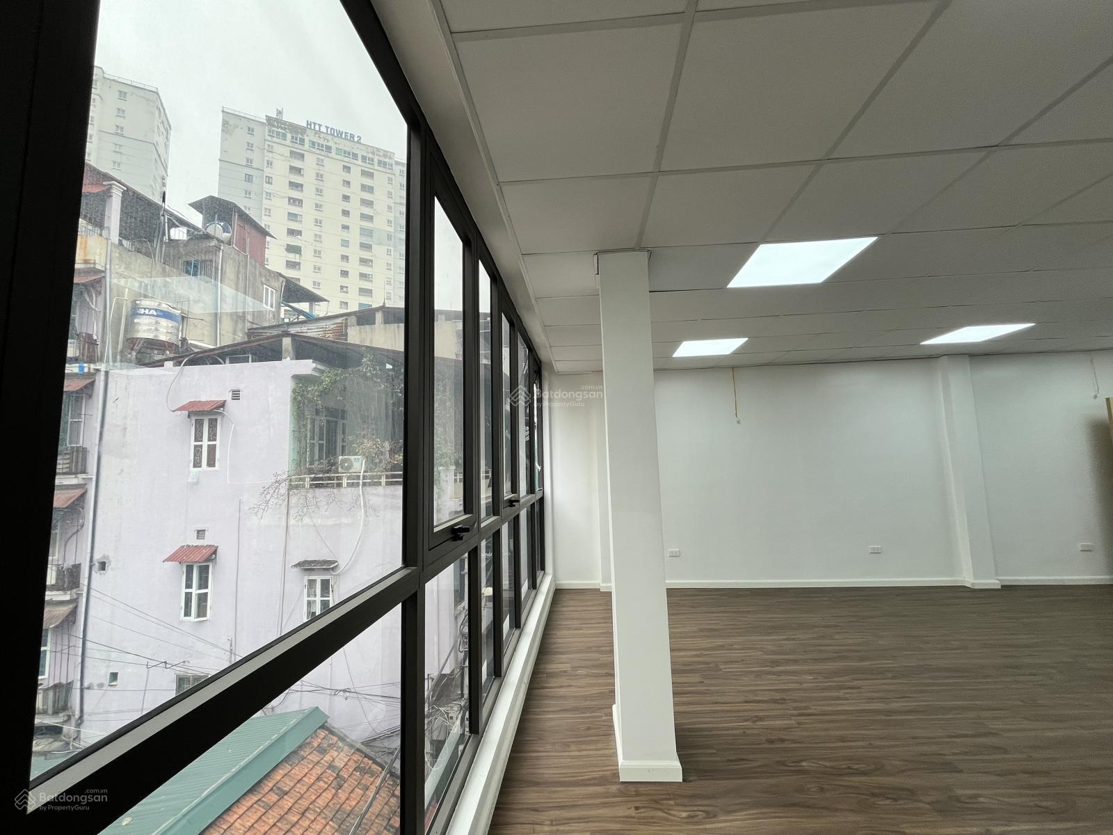 Cho thuê văn phòng Mỗ Lao 60 m2 thông sàn, mới đẹp giá 7tr Cho thuê văn phòng Mỗ Lao 60 m2 thông sàn, mới đẹp giá 7tr