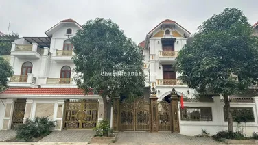 BÁN GẤP -- GIẢM 5 TỶ -- BIỆT THỰ THANG MÁY -- RẺ HƠN CHUNG CƯ ( 160 TR/1M ) -- NỘI THẤT ĐẸP Ở NGAY