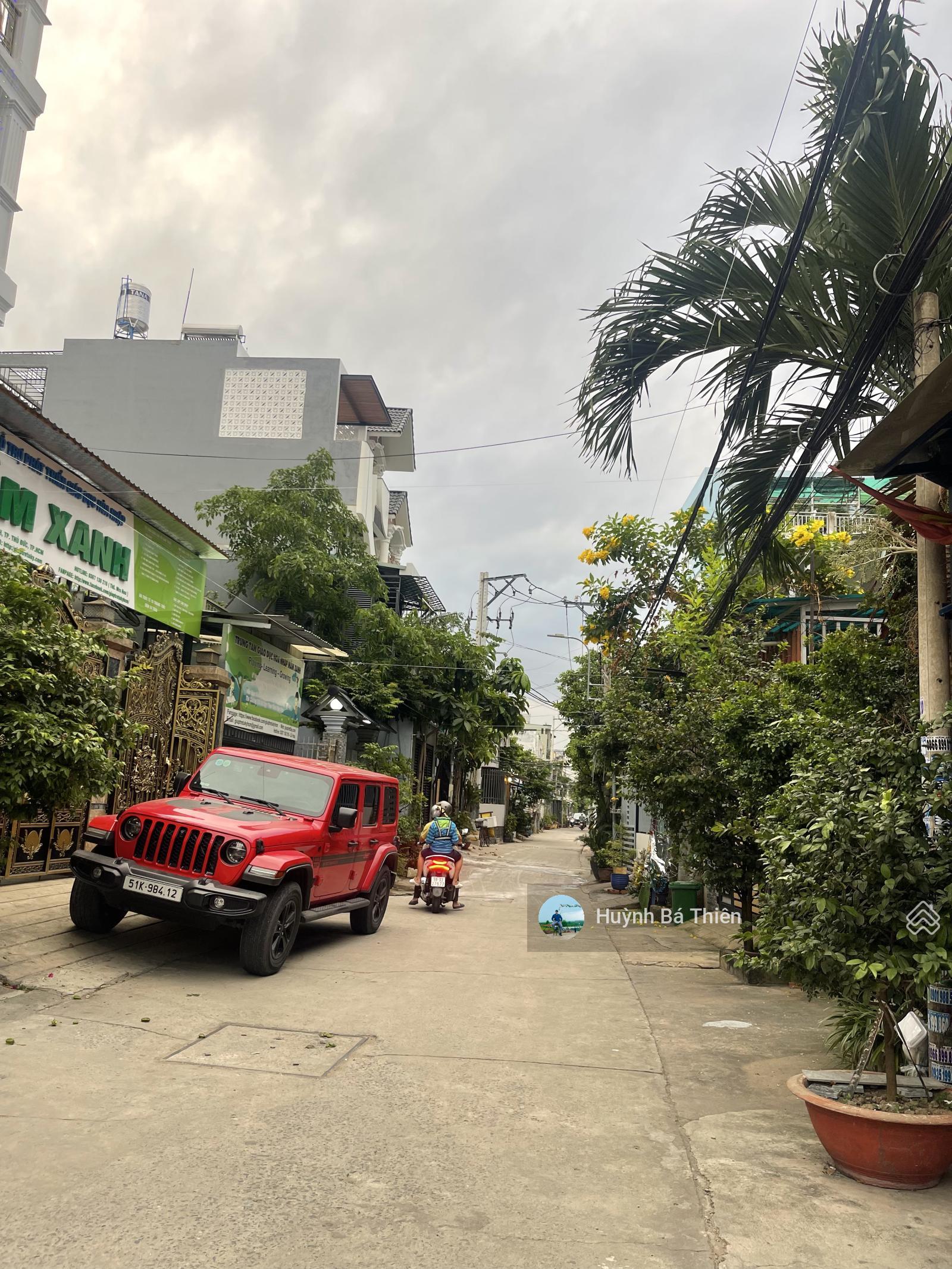 Chủ gửi bán lô đất 110m2 đường oto rộng 8m Hiệp Bình Chánh đối diện Gigamail Thủ Đức giá 69tr/m2