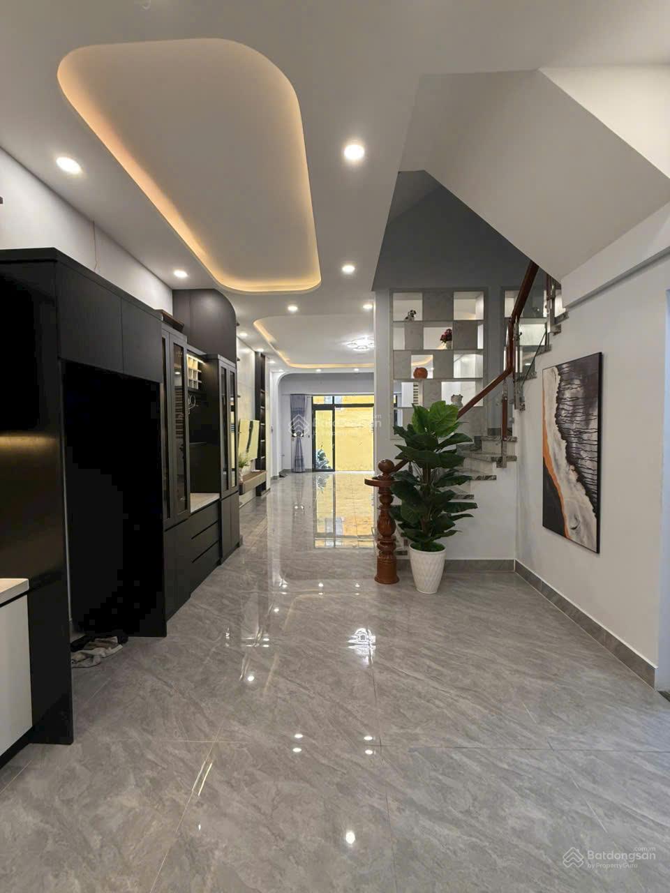 Siêu phẩm hẻm xe hơi đường Thành Thái quận 10 (DT 4.1x17m) khu dân trí an ninh cao