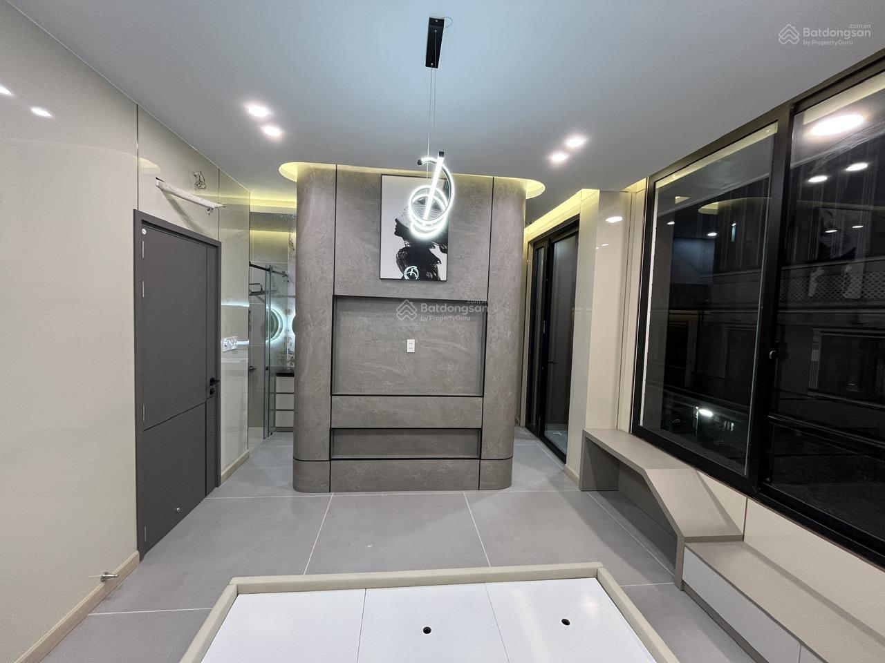 Siêu phẩm hẻm xe hơi đường Thành Thái quận 10 (DT 4.1x17m) khu dân trí an ninh cao