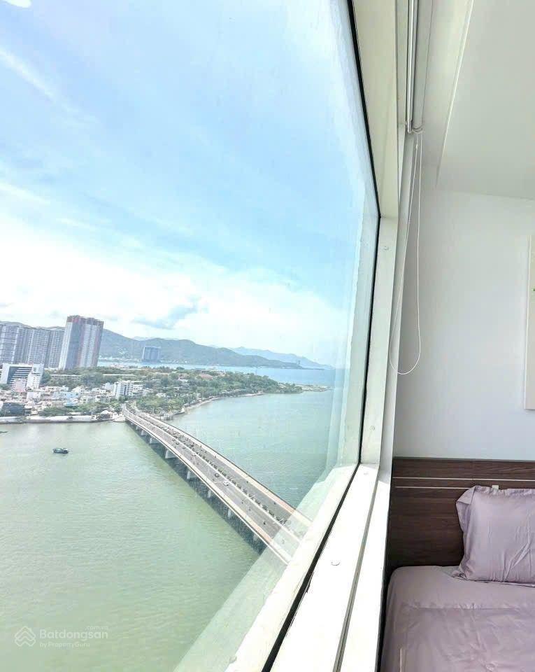 Đi nước ngoài,bán RẺ 200TR căn số 06 view sông đẹp, xa thang máy, 2.950 tỷ Mường Thanh Số 4