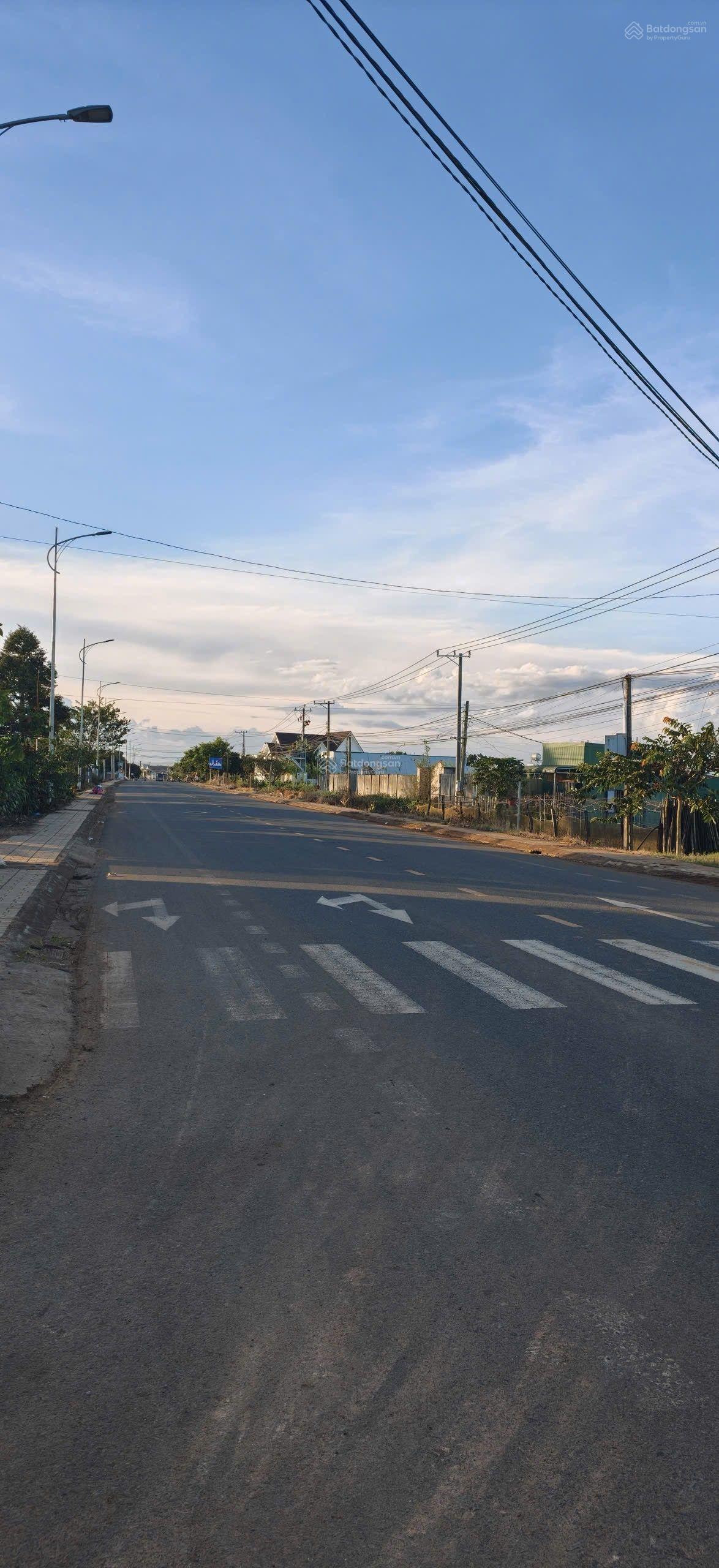 Giảm giá 150 triệu, bán gấp đất Đức Trọng, Lâm Đồng. DT: 138 m2, thổ cư 134 m2, giá chỉ 600 triệu.