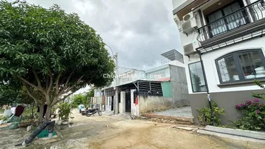 Bán đất khu đông mương TĐC Hòn Xện - Vĩnh Hoà ngang 4 đường ô tô 7m cách biển 600m giá 4 tỷ 5