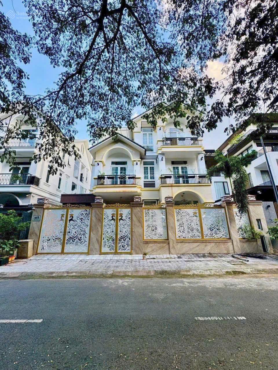 Giảm 5.7 Tỷ - Biệt thự KDC Gia Hoà Quận 9 - MT Diệp Minh Tuyền 15x20m Hầm 3 Tầng - Bán 33.3 Tỷ