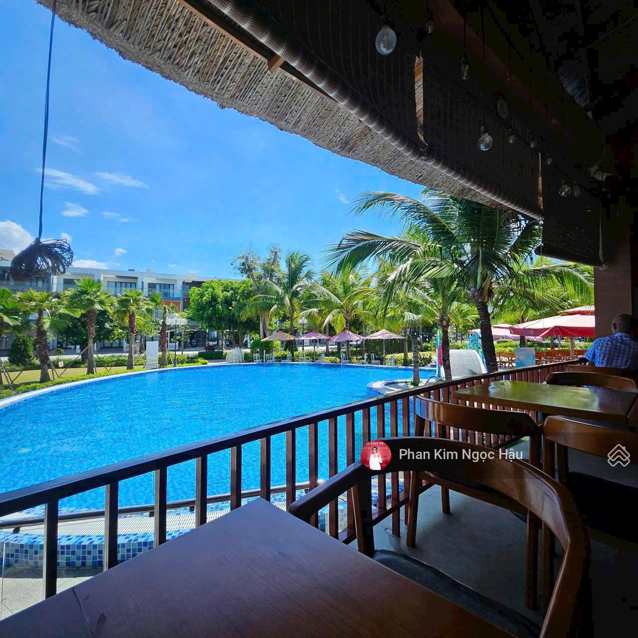 Bán lô góc góc đối diện hồ bơi công viên - Mỹ Gia Gói 8 The Capella Nha Trang Bán lô góc góc đối diện hồ bơi công viên - Mỹ Gia Gói 8 The Capella Nha Trang